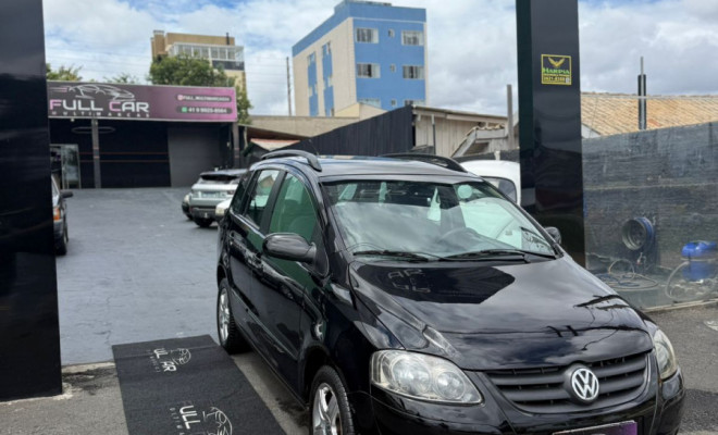 VW - VolksWagen SPACEFOX 1.6/ 1.6 Trend Total Flex 8V 5p 2010 Flex