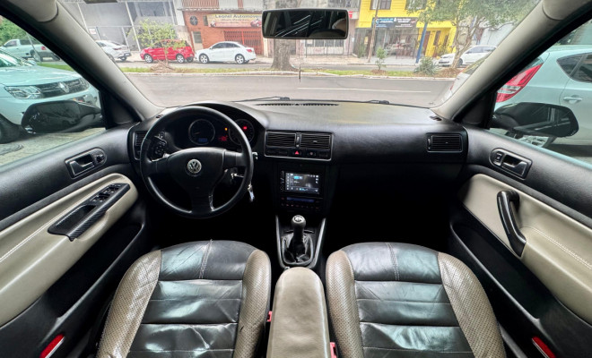 VW - VolksWagen Golf Sportline 1.6 Mi Total Flex 8V 4p 2008 Flex-7