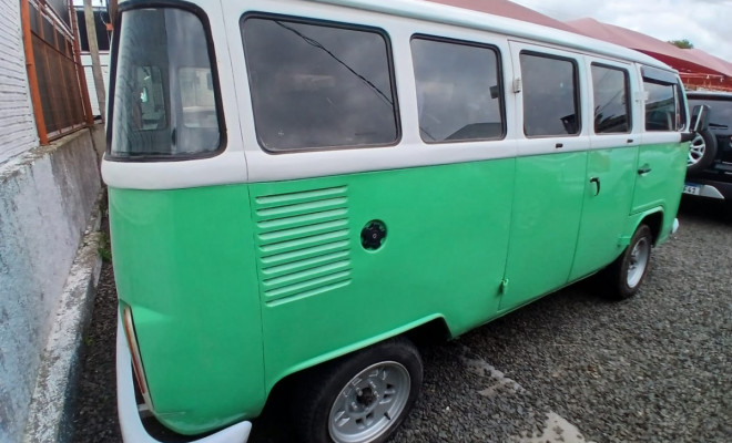 VW - VolksWagen Kombi Standard/ Luxo/ Série Prata 1994 Gasolina-3