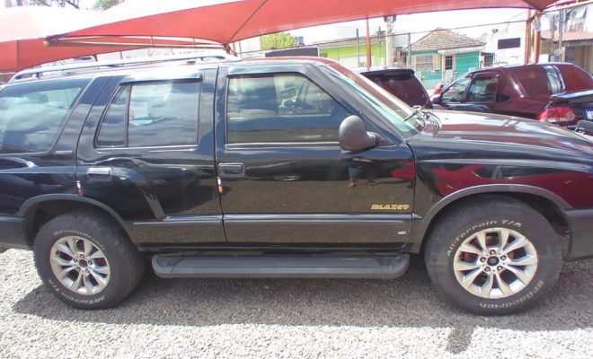 GM - Chevrolet S10 Blazer Executive 4.3 V6 2002 Gasolina-5