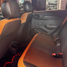 GM - Chevrolet ONIX HATCH LT 1.4 8V FlexPower 5p Aut. 2015 Flex-1