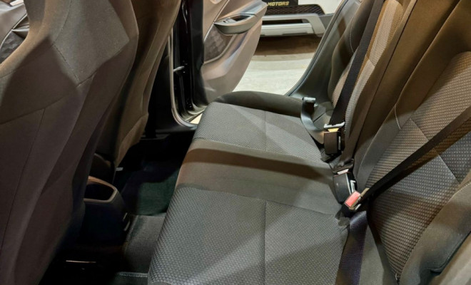 GM - Chevrolet ONIX HATCH LT 1.0 12V Flex 5p Mec. 2025 Flex-9