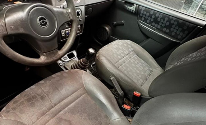 GM - Chevrolet PRISMA  Sed. Maxx/ LT 1.4 8V ECONOF. 4p 2009 Gasolina-1