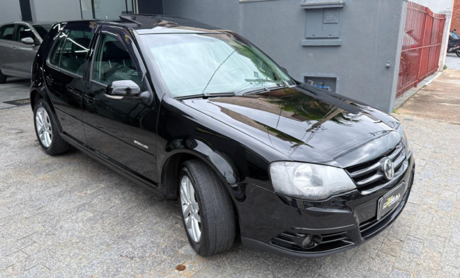VW - VolksWagen Golf Sportline 1.6 Mi Total Flex 8V 4p 2011 Flex-6