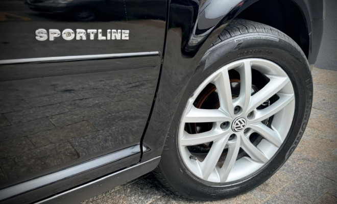 VW - VolksWagen Golf Sportline 1.6 Mi Total Flex 8V 4p 2011 Flex-10