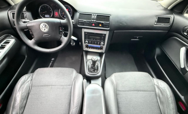 VW - VolksWagen Golf Sportline 1.6 Mi Total Flex 8V 4p 2011 Flex-5
