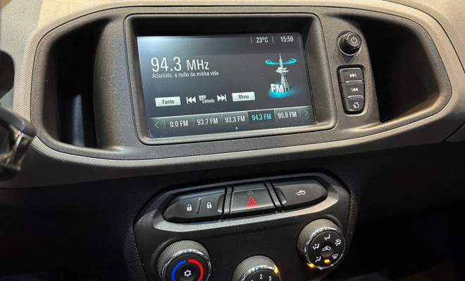 GM - Chevrolet ONIX HATCH LT 1.4 8V FlexPower 5p Mec. 2019 Flex-8