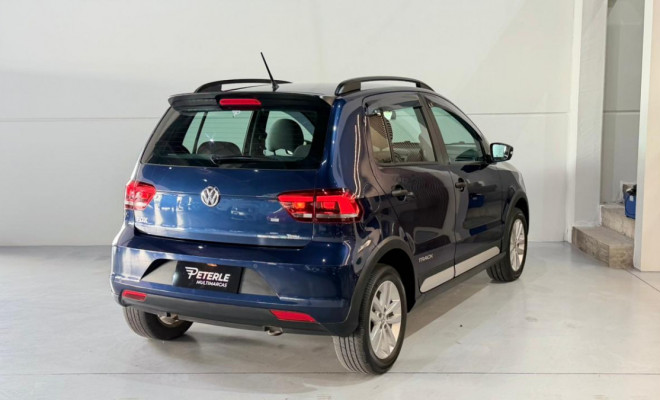 VW - VolksWagen Fox TRACK 1.0 Flex 12V 5p 2017 Flex-2