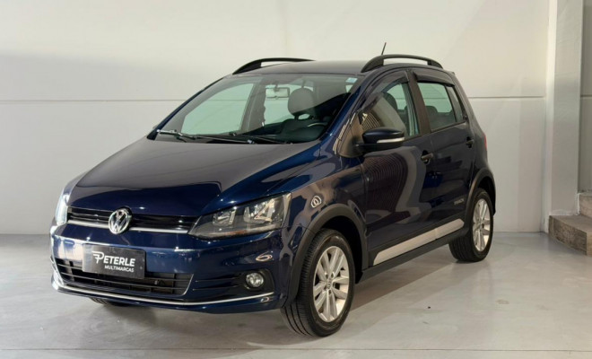 VW - VolksWagen Fox TRACK 1.0 Flex 12V 5p 2017 Flex
