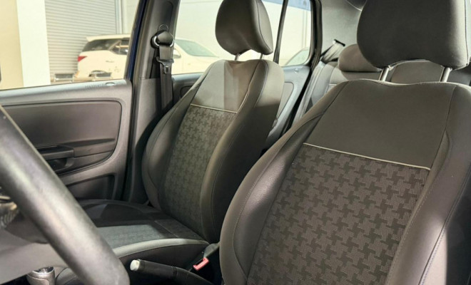 VW - VolksWagen Fox TRACK 1.0 Flex 12V 5p 2017 Flex-13