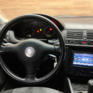 REPASSE - VW - VolksWagen Golf 1.6Mi/ 1.6Mi Gener./Black & Silver 2004 Gasolina-6