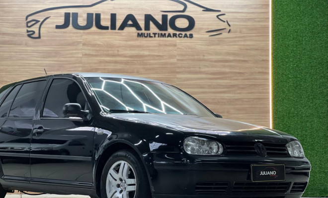 REPASSE - VW - VolksWagen Golf 1.6Mi/ 1.6Mi Gener./Black & Silver 2004 Gasolina-9