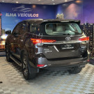 Toyota Hilux SW4 SRX 4x4 2.8 TDI 16V Dies. Aut. 2019 Diesel-16