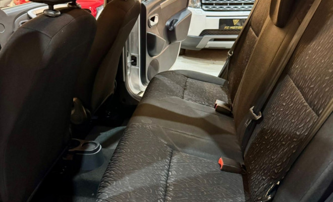 Renault DUSTER OROCH Expression 1.6 Flex 16V Mec 2020 Flex-9