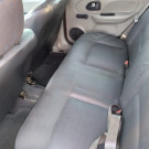 Renault Clio Sedan RN/ Expression 1.6 16V 4p 2005 Gasolina-9