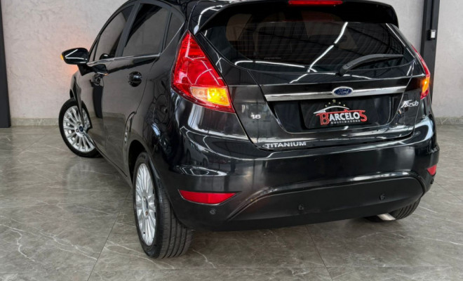 Ford Fiesta TIT./TIT.Plus 1.6 16V Flex Aut. 2015 Flex-6