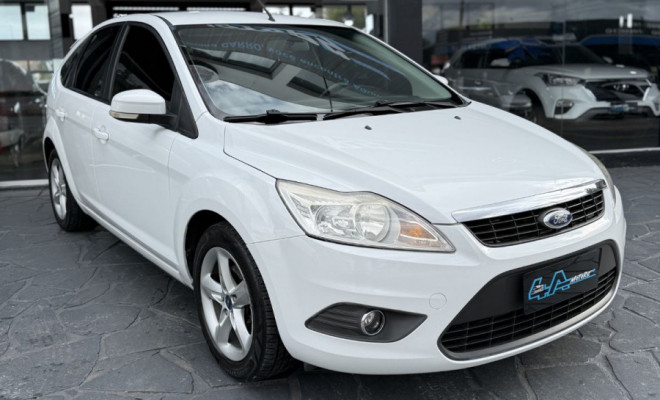 Ford Focus 1.6 S/SE/SE Plus Flex 8V/16V  5p 2012 Flex-1