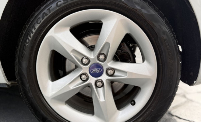 Ford Focus 1.6 S/SE/SE Plus Flex 8V/16V  5p 2012 Flex-12