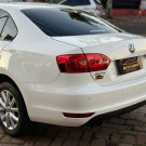 VW - VolksWagen JETTA Comfortline 2.0 T.Flex 8V 4p Tipt. 2013 Flex-3