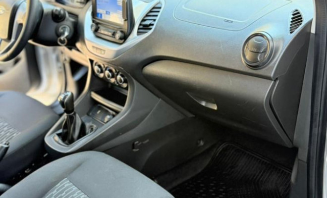 Ford Ka 1.5 Sedan SE Plus 12V Flex 4p Mec. 2020 Flex-12