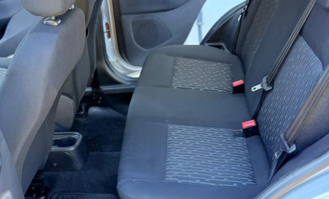 Ford Ka 1.5 Sedan SE Plus 12V Flex 4p Mec. 2020 Flex-17