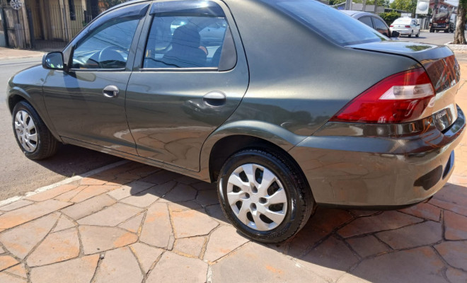 GM - Chevrolet PRISMA  Sed. Maxx/ LT 1.4 8V ECONOF. 4p 2009 Gasolina-4