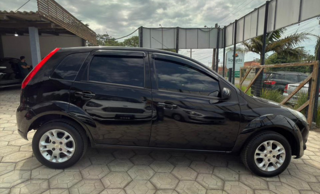 Ford Fiesta SE 1.6 16V Flex 5p 2013 Flex-1