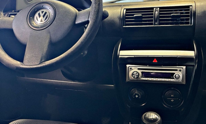 VW - VolksWagen Fox City 1.0 Mi/ 1.0Mi Total Flex 8V 5p 2010 Flex-4