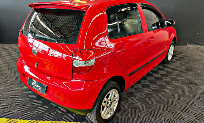VW - VolksWagen Fox City 1.0 Mi/ 1.0Mi Total Flex 8V 5p 2010 Flex-1