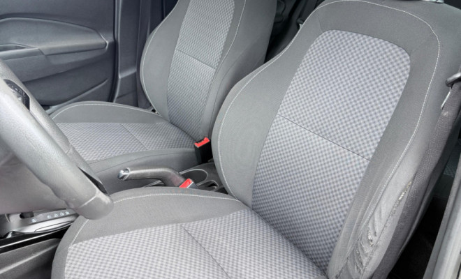 GM - Chevrolet PRISMA Sed. LT 1.4 8V FlexPower 4p Aut. 2018 Flex-6