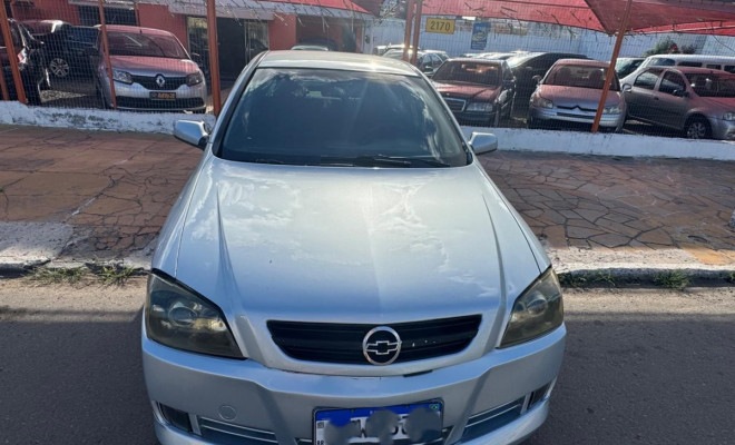 GM - Chevrolet Astra Sedan 2.0/CD/ Expres.GLS 2.0 8V 4p 2005 Flex-3