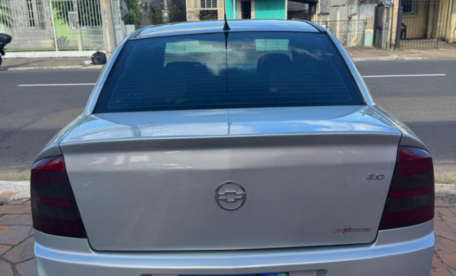 GM - Chevrolet Astra Sedan 2.0/CD/ Expres.GLS 2.0 8V 4p 2005 Flex-7