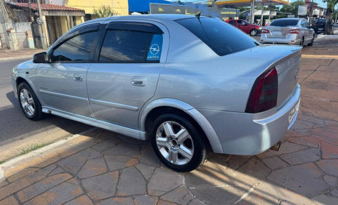 GM - Chevrolet Astra Sedan 2.0/CD/ Expres.GLS 2.0 8V 4p 2005 Flex-1