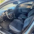 GM - Chevrolet Astra Sedan 2.0/CD/ Expres.GLS 2.0 8V 4p 2005 Flex-13