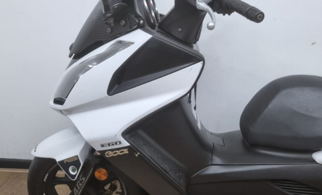 KYMCO DOWNTOWN 300i 2020 Gasolina-7