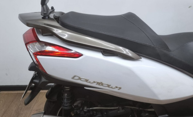 KYMCO DOWNTOWN 300i 2020 Gasolina-5