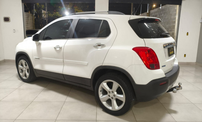 GM - Chevrolet TRACKER LTZ 1.8 16V Flex 4x2 Aut. 2015 Flex-4