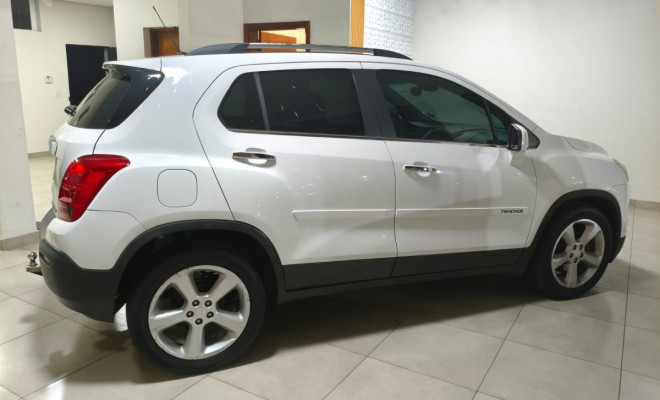 GM - Chevrolet TRACKER LTZ 1.8 16V Flex 4x2 Aut. 2015 Flex-2