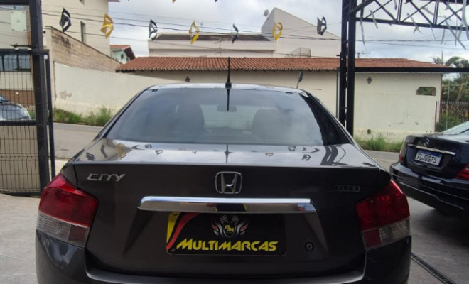 Honda CITY Sedan LX 1.5 Flex 16V 4p Aut. 2011 Flex-4