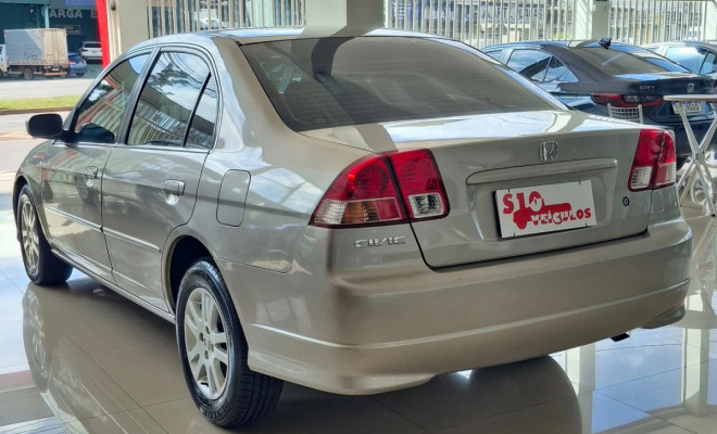 Honda Civic Sedan LX 1.7 16V 115cv Mec. 4p 2005 Gasolina-4