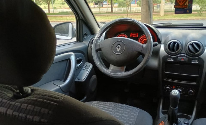 Renault SANDERO Expression Hi-Flex 1.0 16V 5p 2014 Flex-8