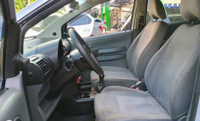 VW - VolksWagen Fox Plus 1.6Mi/ 1.6Mi Total Flex 8V 4p 2006 Flex-3