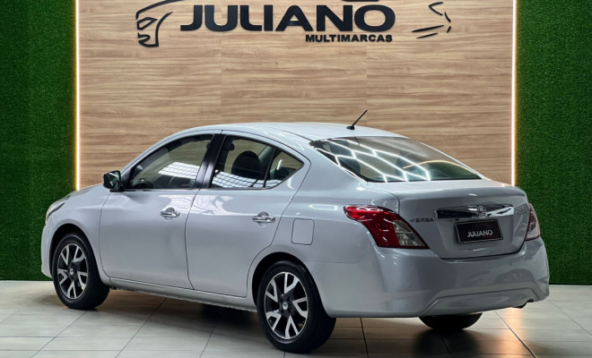 Nissan VERSA SL 1.6 16V FlexStart 4p Mec. 2016 Flex-2