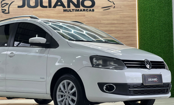 VW - VolksWagen SPACEFOX 1.6/ 1.6 Trend Total Flex 8V 5p 2014 Flex-10