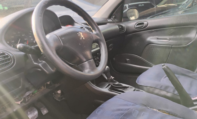 Peugeot 206 Presence 1.4/ 1.4 Flex 8V 5p 2008 Flex-3