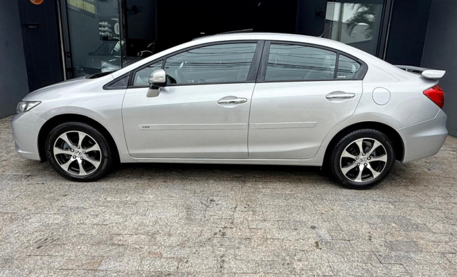 Honda Civic Sedan EXS 1.8/1.8 Flex 16V Aut. 4p 2012 Flex-10