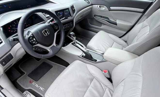 Honda Civic Sedan EXS 1.8/1.8 Flex 16V Aut. 4p 2012 Flex-9