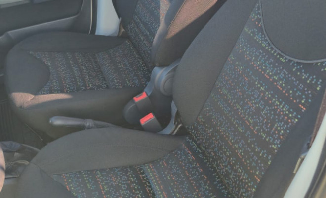 Fiat UNO ATTRACTI. Celeb.1.4 EVO F.Flex 8V 4p 2012 Flex-4