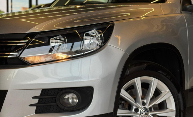 VW - VolksWagen TIGUAN 2.0 TSI 16V 200cv Tiptronic 5p 2014 Gasolina-4
