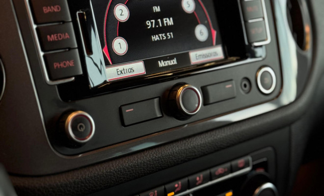 VW - VolksWagen TIGUAN 2.0 TSI 16V 200cv Tiptronic 5p 2014 Gasolina-13